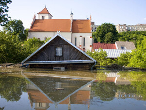 Das DPJW unterstützt Hochwasserhilfe für Kinder und Jugendliche aus Polen. Copyright: picture-alliance