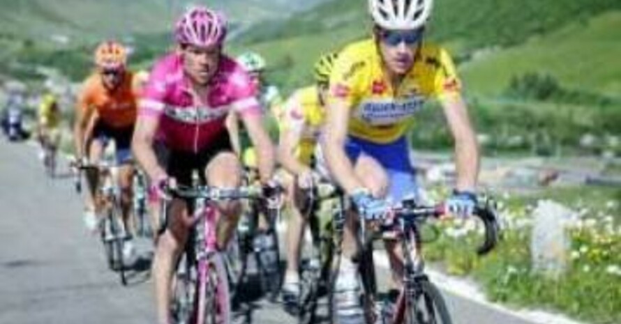 Die Trour de France machte dieses Jahr einen Abstecher durch Deutschland - eine gute Möglichkeit, mit dem BDR für den Breitensport zu werben (Foto: Radsportnews).