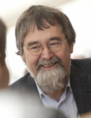 CIPRA ehrte den Kulturgeographen Prof. Dr. Werner Bätzing für sein Lebenswerk mit dem vierten Deutschen Alpenpreis. Foto: Uli Ertle