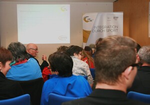 Gespräche zwischen den Workshopteilnehmern (Foto: LSV)
