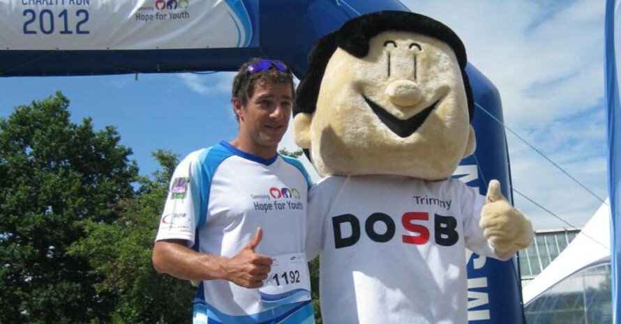 Trimmy und "Team Samsung"-Athlet Lothar Leder auf dem Festival des Sports in Sindelfingen