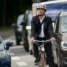 Dienstfahrräder sind mittlerweile eine beliebte Alternative zum Dienstwagen. Foto: picture-alliance