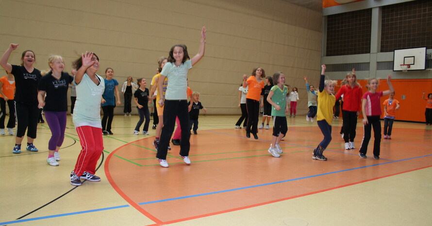Mädchensporttag 2009-organisiert von Tobac