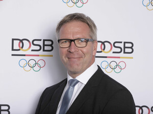 Dirk Schimmelpfennig bleibt weitere fünf Jahre der Vorstand Leistungssport. Foto: DOSB/Jörg Carstensen