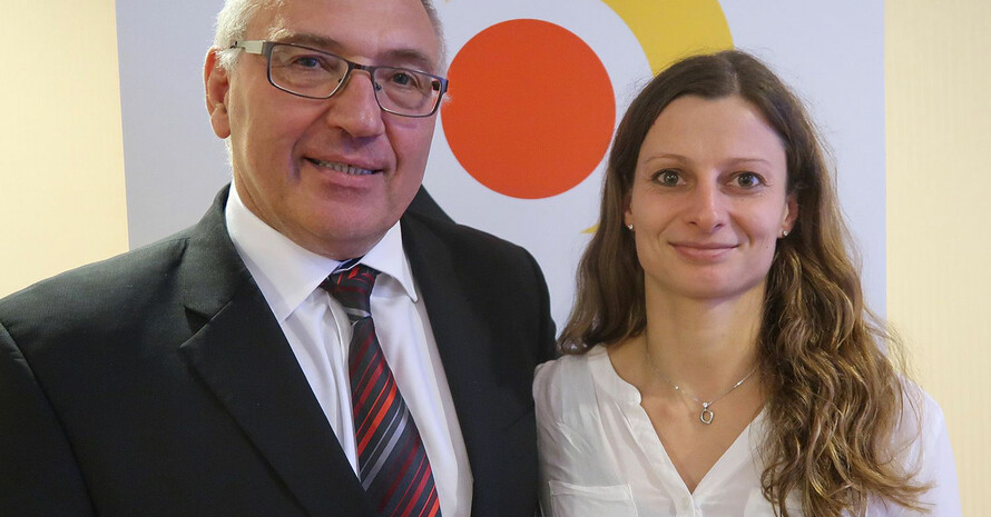 DJB-Präsident Peter Frese mit der Athletenvertreterin Mareen Kräh. Foto: DJB