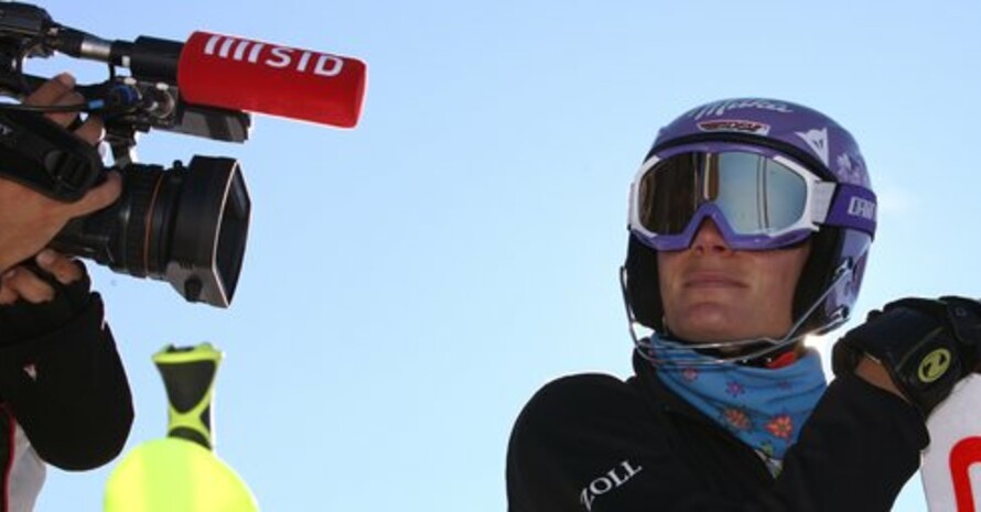Nicht nur DSV-Rennläuferin Maria Höfl-Riesch steht unter ständiger Beobachtung der Journalisten. Foto: Picture Alliance