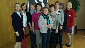 Gruppenbild der Delegierten des DOSB für den Deutschen Frauenrat